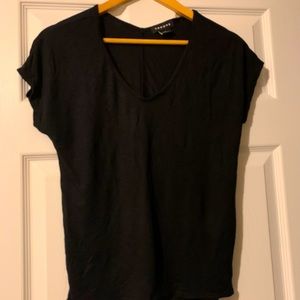 Trouve black tee medium